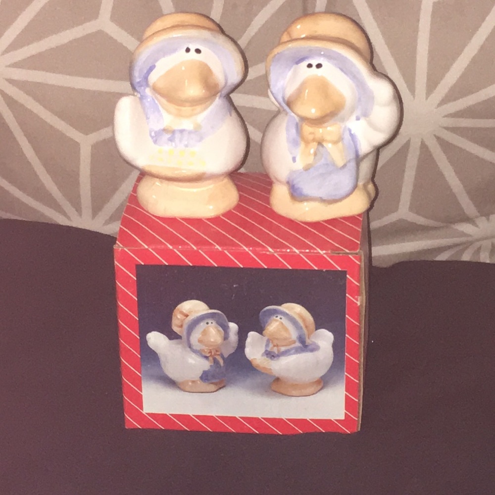 Duck salt and pepper shaker new